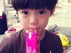 qq头像图片男生9岁