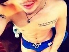 qq头像图片男生有腹肌